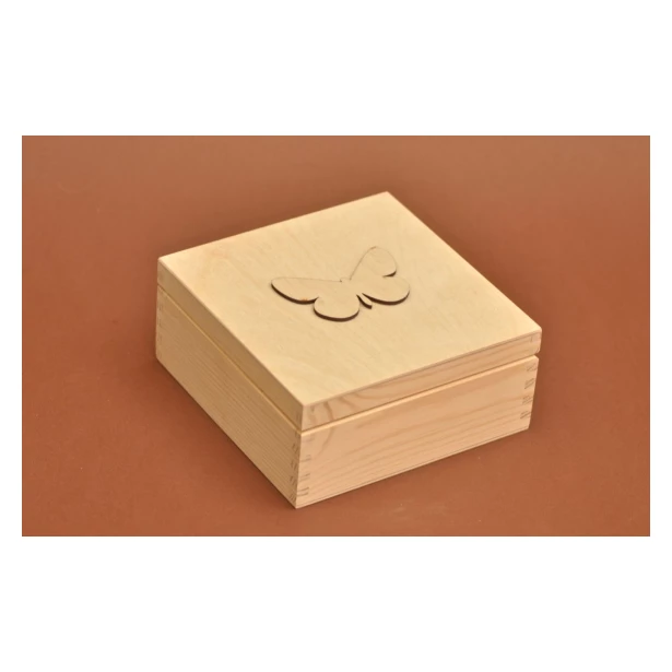 Motyl ze sklejki nr 2