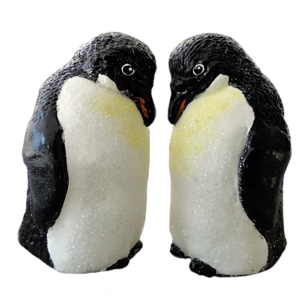 Pingwin - figurka gipsowa, malowana 2,5 cm x 4,5cm