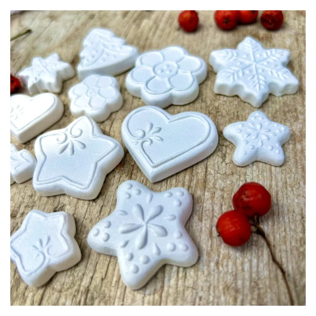 FOREMKA SILIKONOWA PIERNICZKI DEKOROWANE 9 x 11,5 cm