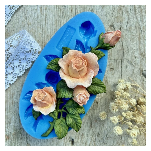 FOREMKA SILIKONOWA RÓŻA Z KOLCAMI 13x6,8cm